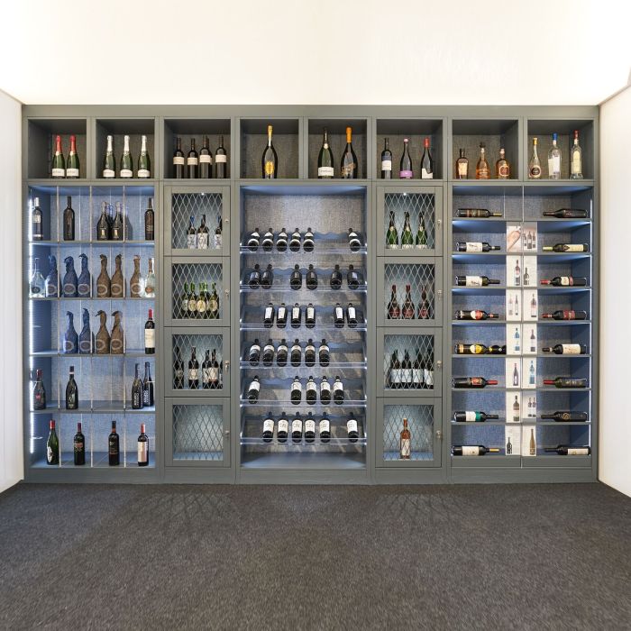 Sistema de botelleros Piemont, madera de abeto, antracita