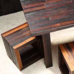 Mesa BOTTE DA VINO, rojo vino con marco de madera